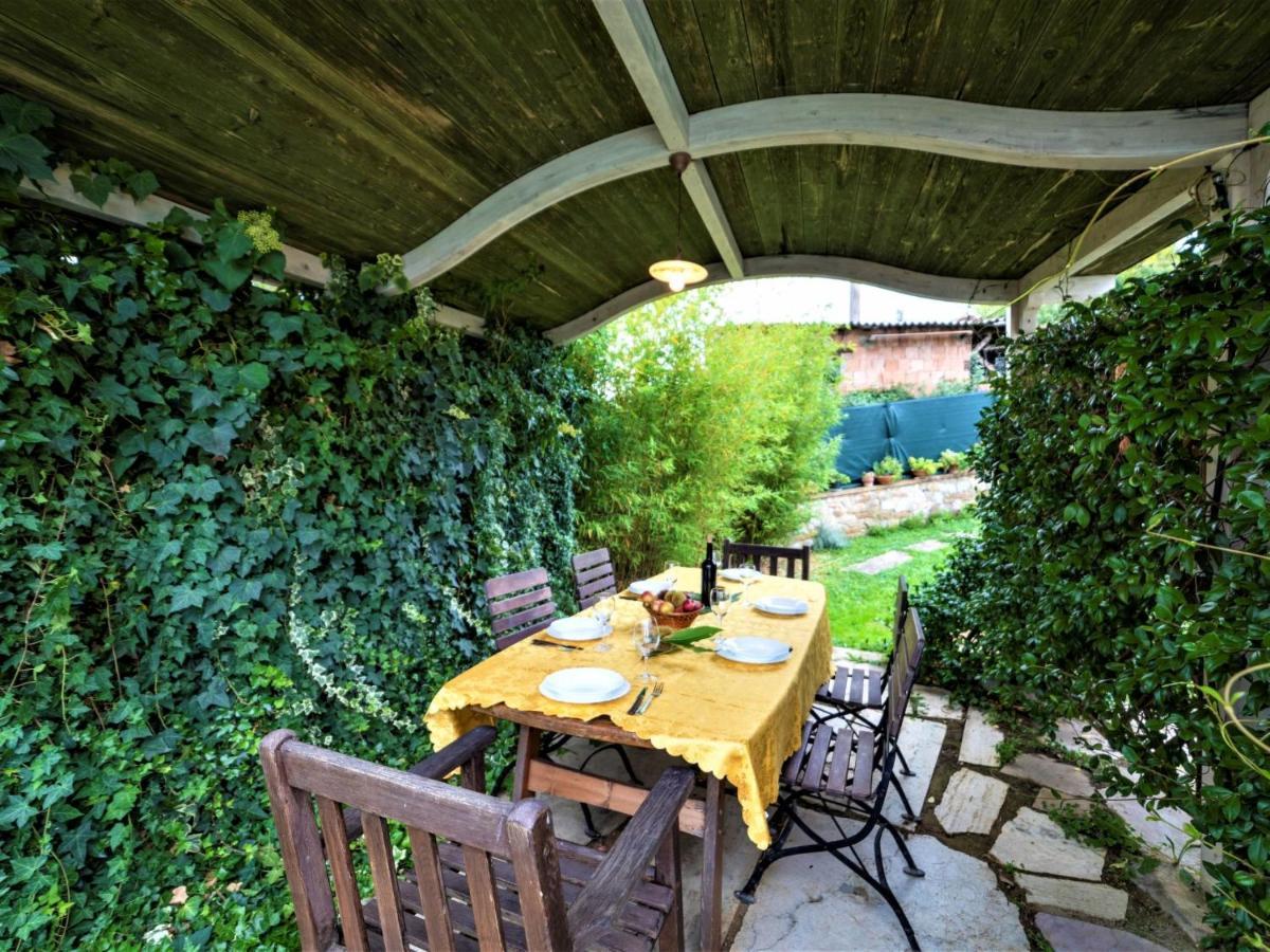 Holiday Home Rustico Cavernoso By Interhome コッレ・ヴァル・デルザ エクステリア 写真